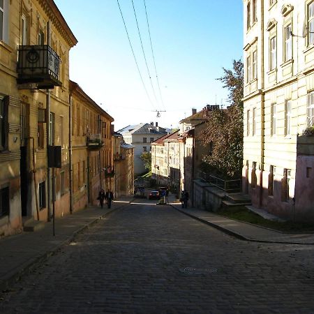 Izuminka V Centre Goroda Lviv Exterior photo